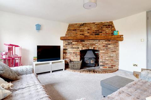 3 bedroom terraced house for sale, Coney Weston Road, Barningham, Bury St Edmunds