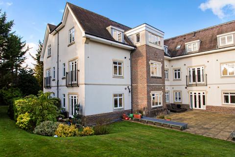 2 bedroom apartment for sale, Station Road, Beaconsfield, Buckinghamshire, HP9