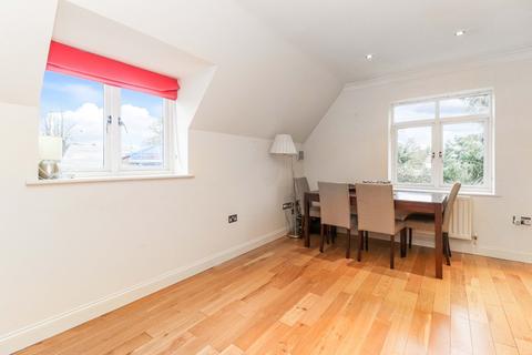 2 bedroom apartment for sale, Station Road, Beaconsfield, Buckinghamshire, HP9