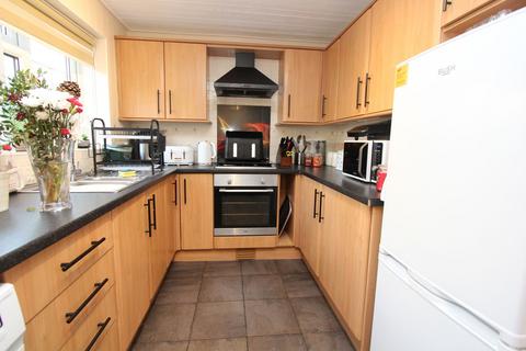 2 bedroom semi-detached house for sale, Readers Way, Rhoose, CF62