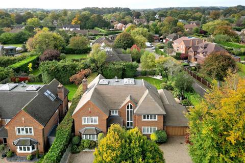 5 bedroom detached house for sale, Sandelswood End, Beaconsfield, Buckinghamshire, HP9