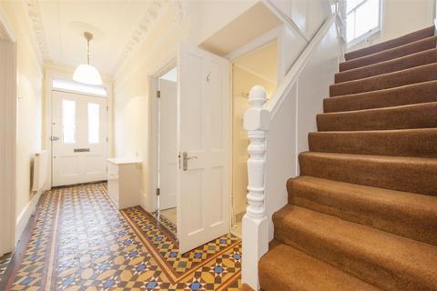 6 bedroom house for sale, Lisburne Road, Hampstead Heath, London