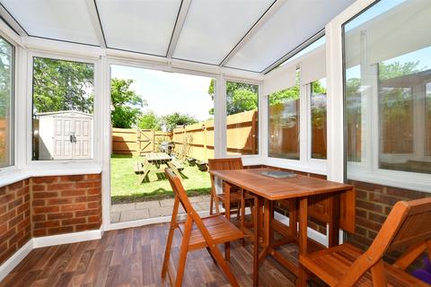 3 bedroom end of terrace house for sale, Lacock Gardens, Maidstone, Kent