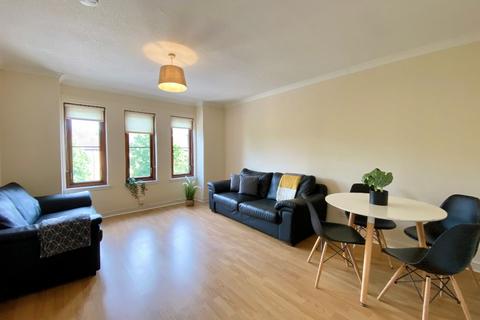 2 bedroom flat to rent, North Woodside Road, Glasgow G20