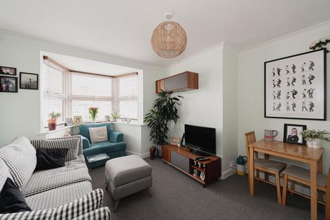 2 bedroom flat for sale, Walton Road, 274-276 Walton Road, KT8