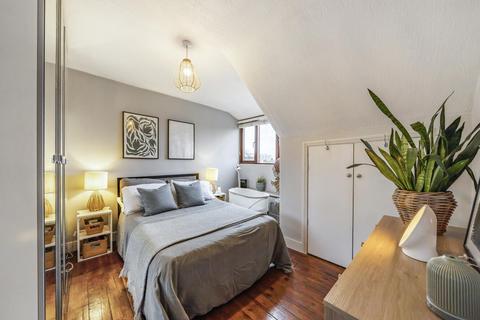 1 bedroom flat for sale, Harold Road, Crouch End