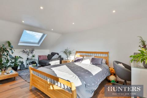 21 Greenford Road, Sutton, SM1 1JY
