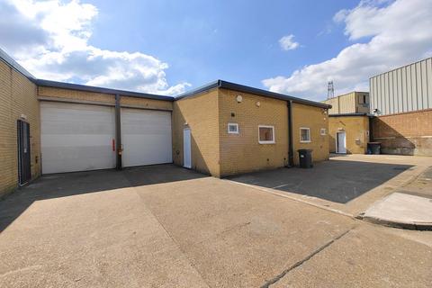 Industrial unit to rent, London NW10