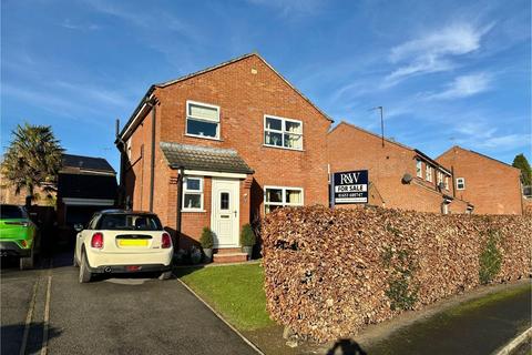 3 bedroom detached house for sale, Colling Wood Gardens, Malton