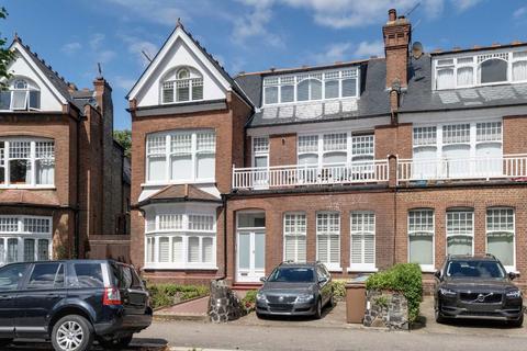 2 bedroom flat to rent, Princes Avenue, London N10