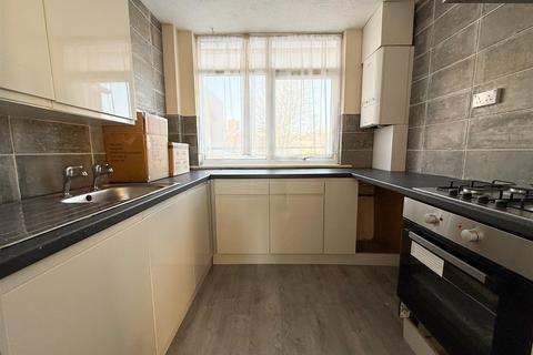 2 bedroom maisonette to rent, Roscoe Drive, Stannington, Sheffield