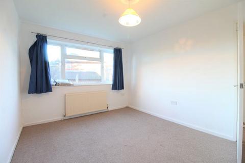 2 bedroom flat to rent, Close Quarters, Bramcote, Nottingham, NG9 3BQ