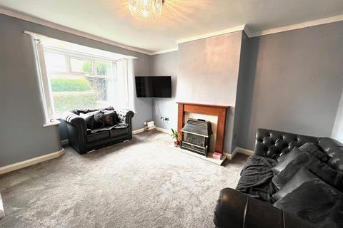 3 bedroom semi-detached house for sale, St. Albans Avenue, Ainley Top, Huddersfield