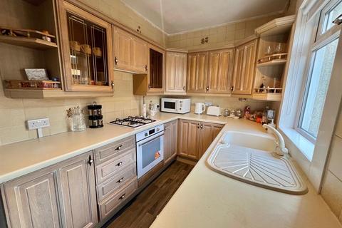 undefined, St. Albans Avenue, Ainley Top, Huddersfield