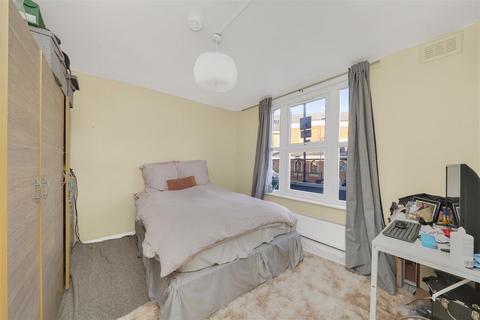 5 bedroom terraced house for sale, Conley Road, London NW10