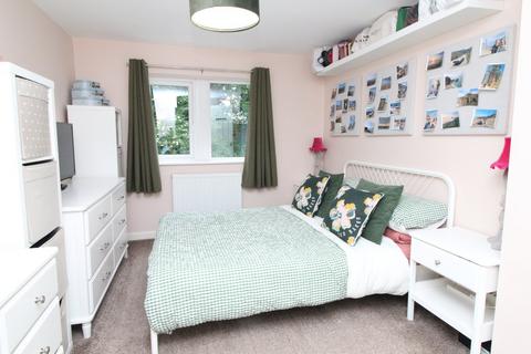 14 Holden View, Oakworth, Keighley, BD22 7EF