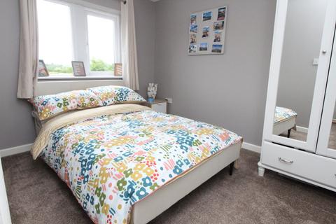 14 Holden View, Oakworth, Keighley, BD22 7EF