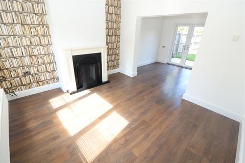 27 Blinco Road, Rushden, NN10 0EA