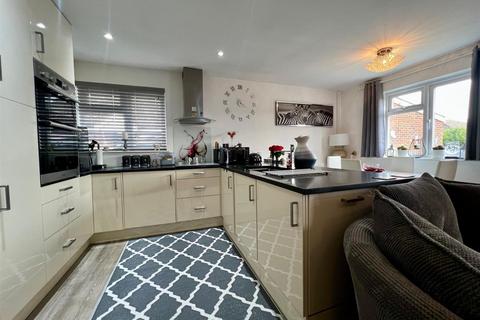 3 bedroom detached bungalow for sale, Main Road, St Lawrence