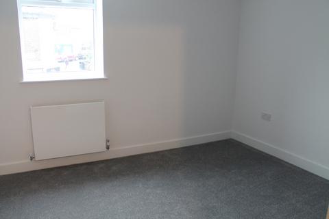 2 bedroom flat to rent, London E17