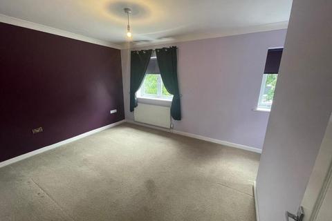 3 bedroom semi-detached house to rent, Chancellor Walk, Ipswich IP4