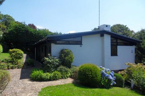 3 bedroom detached house to rent, Maple Lodge, Castle Hill, Llanblethian, Vale of Glamorgan, CF71 7JB