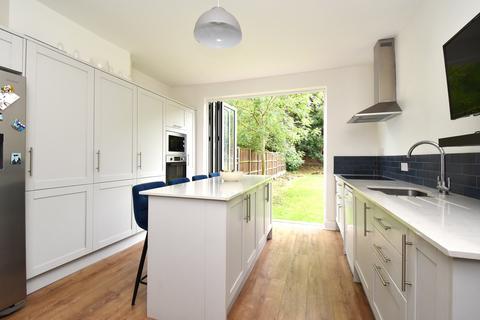 11 Hillview Road, Orpington, BR6 0SE