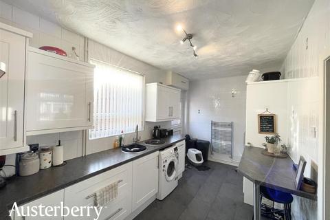 2 bedroom terraced house for sale, Blenheim Street, Stoke-On-Trent ST4