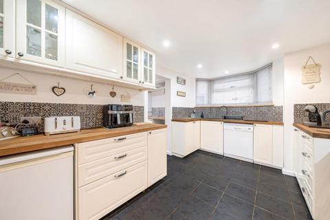 4 bedroom terraced house for sale, Llandrindod Wells,  Powys,  LD1