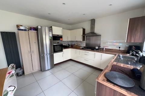 5 bedroom semi-detached house to rent, Edison Drive, Rugby, CV21