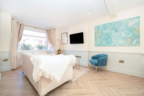 undefined, Maytree Crescent, Hertfordshire WD24
