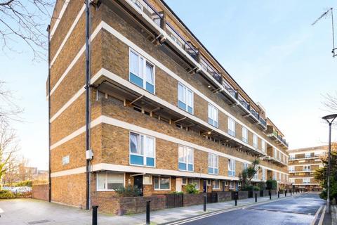 3 bedroom flat to rent, St. Stephens Road, Bow, London, E3