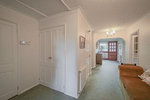 79 Dorridge Road, Dorridge, Solihull, B93 8BT