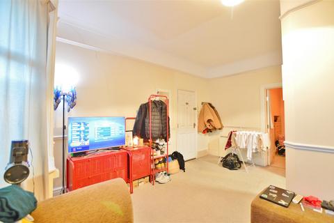 1 bedroom flat for sale, Upton Road, Slough