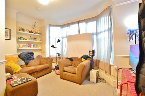 1 bedroom flat for sale, Upton Road, Slough