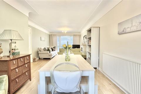 2 bedroom apartment for sale, Ringwood Court, Talbot Road, Prenton, Merseyside, CH43