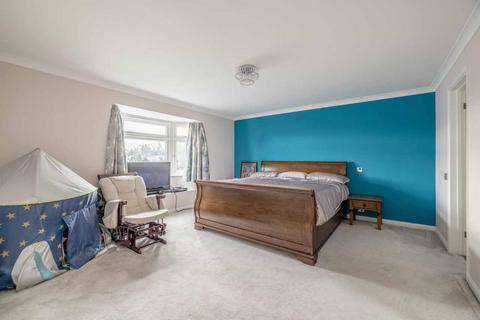 4 bedroom semi-detached house for sale, Pinewood Green, Iver Heath SL0