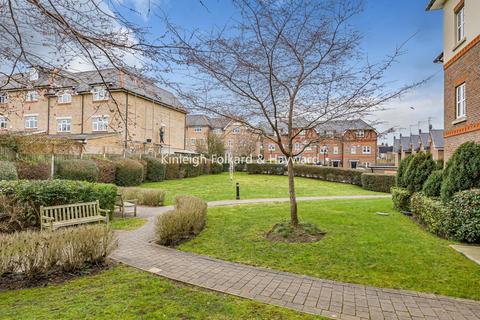 1 bedroom flat for sale, Chelmsford Road, Southgate