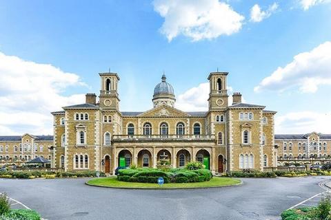 3 bedroom flat for sale, Royal Drive, Friern Barnet