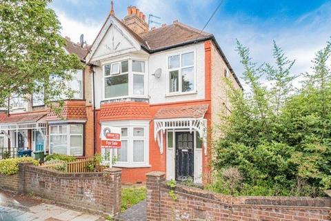 3 bedroom flat to rent, Cornwall Road, Harrow