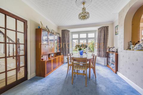 3 bedroom semi-detached house for sale, Beverley Drive, Edgware, Middlesex