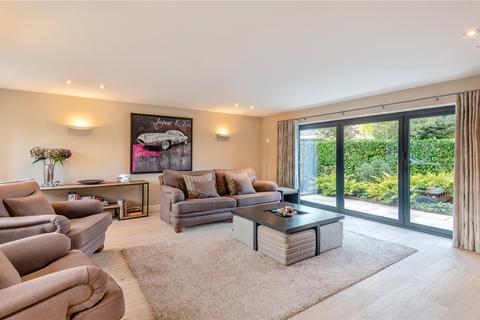 5 bedroom detached house for sale, Hollybrook House, Besthorpe Road, Collingham, Newark, NG23