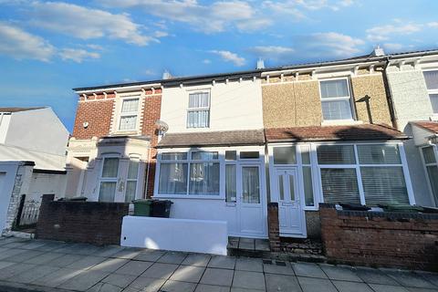 3 bedroom terraced house to rent, Pretoria Road, Southsea, PO4