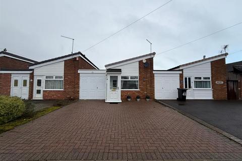 2 bedroom bungalow for sale, Lydgate Road, Kingswinford, DY6 8SF