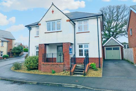 4 bedroom detached house for sale, Rhodfa Morgan Drive, Llangunnor, Carmarthen, Carmarthenshire.