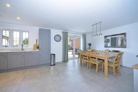 undefined, Hewitts Road, Cranleigh GU6