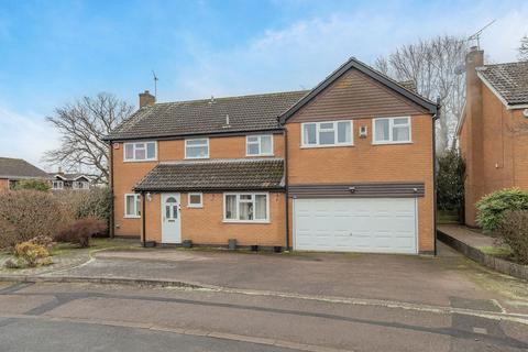 5 bedroom detached house for sale, Eskdale Close, Leicester LE2