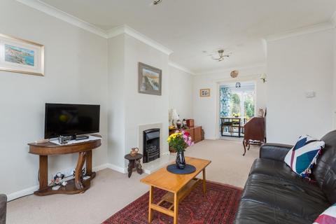 2 bedroom semi-detached bungalow for sale, Elmpark Way, York