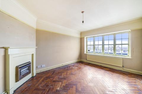 2 bedroom apartment for sale, Hampstead Way, Hampstead Garden Suburb, London, NW11