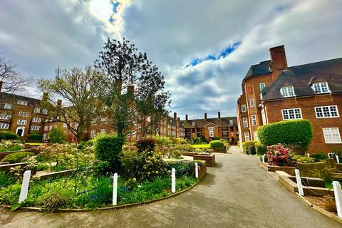 Hampstead Way, Hampstead Garden Suburb, London, NW11